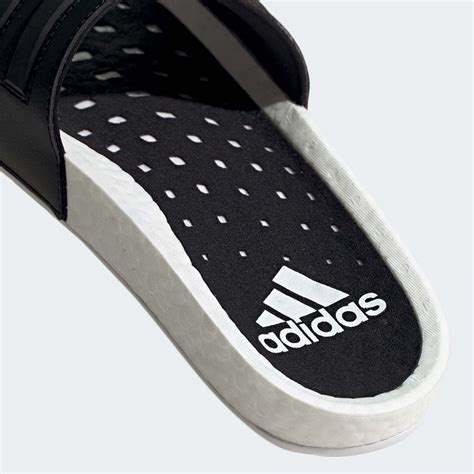 adidas Boost Adilette 